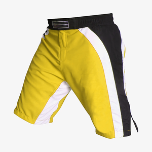 Shorts MMA pour hommes, coloris rouge, noir et blanc, taille élastique, séchage rapide, style sportif, avec bande latérale, vente en gros - Product Image 2