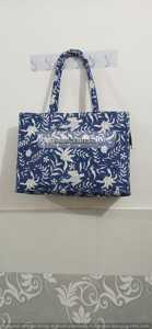 Sac fourre-tout en coton bohème avec fermeture éclair, imprimé floral bleu, sac à main pour femme pour usage quotidien - Product Image 4