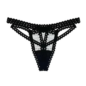 Strings sexy européens et américains, culottes sexy taille basse, t-shirts séduisants à bretelles croisées en dentelle découpée pour femmes - Product Image 1