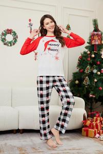 Grote hoeveelheid voorraad bijpassende kerstpyjama's voor het gezin, set met Santa Crew letters print top en geruite broek pyjama set - Product Image 3