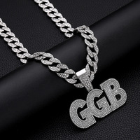 PD3028 Lettres GGB Personnalisable Bling Cursive Script Nom Plaque Pendentifs Lien Chaîne Collier Ras Du Cou pour les Mariages