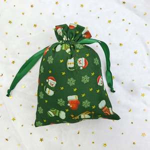 Pochette en coton à motif de dessin animé pour Noël, logo brodé pour l'artisanat, les bijoux, l'emballage du thé, les souvenirs de fête, les cadeaux de shopping - Product Image 4
