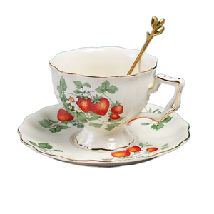 Ensemble de tasses à café en porcelaine de style japonais avec soucoupe et couvercle, motif fraise, Phnom Penh, pour bar français, café, cadeaux de café - Product Image 1