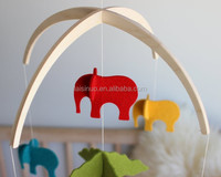 2024 bébé jouet feutre Mobile rond décoratif Mobile pour enfants maison suspendus décor pour hôtels et cadeaux