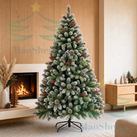 Arbre de Noël artificiel MaoSheng de haute qualité avec base, lumières LED, en PE/PVC, effet cèdre, neige artificielle, fournisseur personnalisé