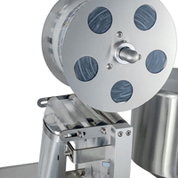 Machine de remplissage automatique de liquides et sauces, machine d'emballage pour sceller et conditionner les petits sachets, les pochettes d'huile, de ketchup, de confiture et de pâte