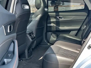 Venta Especial: Chang'an UNI-K 2020 <span class=keywords><strong>2021</strong></span> 2022, Auto a Gasolina, Envío Directo al Puerto de Tema - Product Image 5
