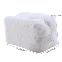 Personnalisé Femmes Mignon Tissu Éponge En Peluche Puffy Fluffy Fuzzy Maquillage Cosmétique Sac De Rangement Couleur Voyage Trousse À Crayons Porte-Monnaie Cas