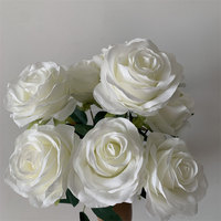 B1448 Composition florale en soie faite à la main de haute qualité, roses artificielles crème blanches à 9 têtes, bouquet pour la Saint-Valentin et les mariages