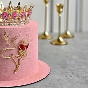 Adorno <span class=keywords><strong>de</strong></span> Pastel Acrílico Reutilizable con Diseño Elegante <span class=keywords><strong>de</strong></span> Reina y Arte Facial Impreso con UV <span class=keywords><strong>para</strong></span> Decoración <span class=keywords><strong>de</strong></span> <span class=keywords><strong>Pasteles</strong></span> <span class=keywords><strong>de</strong></span> <span class=keywords><strong>Cumpleaños</strong></span> - Product Image 1