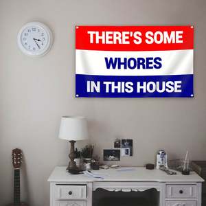 Bandera de 3x5 Pies con la Leyenda 'Hay Algunas Putas en Esta Casa' con Ojales de Latón de Colores Brillantes, Decoración de Poliéster 100D para Exteriores - Product Image 2