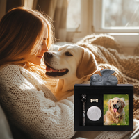 Coffret commémoratif pour animaux de compagnie avec statue d'ange en bois, empreinte de patte, cadre photo et fermeture magnétique – Cadeau souvenir rectangulaire pour chiens et chats
