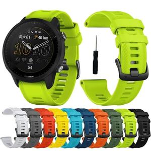 <span class=keywords><strong>Bracelet</strong></span> de sport de remplacement de 22 mm avec boucle à ardillon et outil pour Garmin <span class=keywords><strong>Forerunner</strong></span> 965 955 945 935 <span class=keywords><strong>745</strong></span> en silicone - Product Image 1