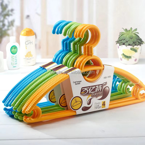 Cintre mince matériel coloré d'enfants d'ABS avec le caoutchouc enduit - Product Image 5
