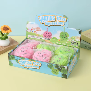 Juguete Antiestrés de Peluche con Forma de Trébol para Apretar, para Niñas, Niños y Adultos - Product Image 6