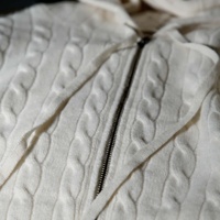 Pull à capuche en tricot de cachemire de luxe minimaliste 100% léger comme plume élégance moderne Logo avant de Style chinois pour l'hiver