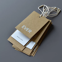 Étiquettes de vêtements écologiques en carton et papier kraft, étiquettes brunes imprimées en relief pour les vêtements de boutique, les sacs et les chaussures