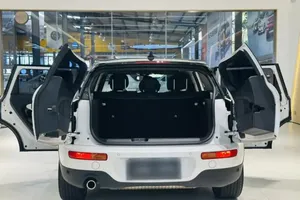 <span class=keywords><strong>BMW</strong></span> <span class=keywords><strong>Mini</strong></span> Clubman Cooper 1.5T Usado, Asientos de Cuero, Control de Crucero Adaptativo, Tracción en las Cuatro Ruedas, Luces - Product Image 4