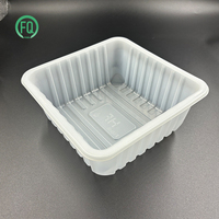 Récipient alimentaire blanc PP plateaux stérilisables à haute température cornue en plastique PP plateau pour plats cuisinés
