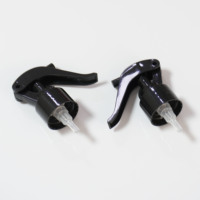 Vente en gros de flacons pulvérisateurs miniatures de 250 ml, couleur personnalisée, flacon en plastique vide pour le nettoyage, le jardinage, les soins personnels