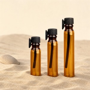 ขวดแก้วสีเหลืองอำพันสำหรับเครื่องสำอาง พร้อมฝาเกลียวสีดำแบบหยด ขวดเปล่าสำหรับเซรั่ม น้ำมัน ตัวอย่างสินค้า รับทำโลโก้ ขายส่ง - Product Image 4