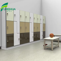 Casiers de gym compacts personnalisés avec serrure électronique ou à clé, en stratifié HPL durable, design moderne, étanches, ignifuges et résistants à la rouille