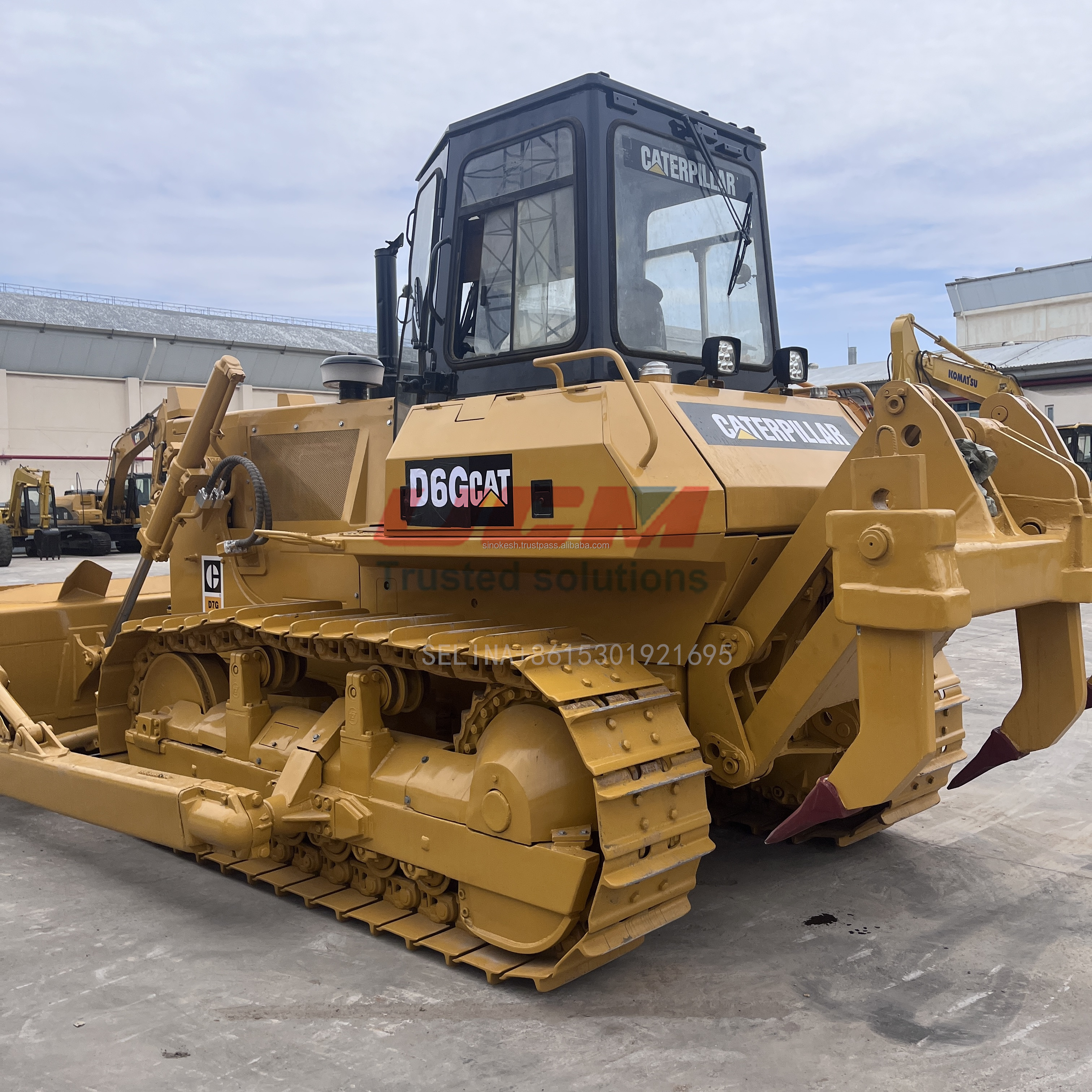 Efficient Caterpillar Bulldozer For Versatile Utility