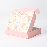 Boîtes de papier d'emballage avec logo personnalisé de luxe rose mignon dessin animé vêtements robe chaussettes hijabs t-shirts à capuche expédition Pr