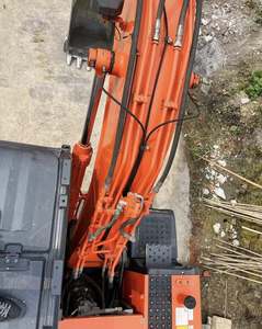 Excavatrice d'occasion Hitachi ZX200 de 20 tonnes en provenance du Japon, faible nombre d'heures de travail, excavatrice sur chenilles d'occasion, HITACHI ZX200 d'occasion à vendre en stock - Product Image 3