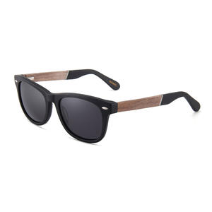 Lunettes de soleil polarisées DUNGU AW8022 en bois et acétate TAC, monture carrée tendance, légères et confortables, protection UV, monture intégrale - Product Image 3