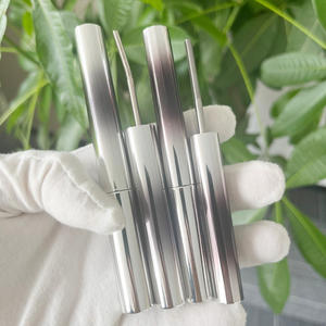 Tube <span class=keywords><strong>de</strong></span> <span class=keywords><strong>mascara</strong></span> argenté personnalisé OEM ODM avec brosse en acier pour base <span class=keywords><strong>de</strong></span> <span class=keywords><strong>mascara</strong></span> Conteneur <span class=keywords><strong>de</strong></span> bouteille d'emballage simple rond pour dissolvant <span class=keywords><strong>de</strong></span> cils 5ml - Product Image 3