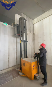 Machine d'installation de panneaux de cloison intérieurs de 6 m - Lève-panneaux et installateur automatique pour la construction de murs intérieurs - Product Image 3