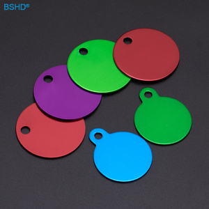 Bán Buôn Thăng Hoa Trống Hình Chữ Nhật Con Chó Xương Trái Tim Sao Vòng Nhôm Tùy Chỉnh Khuyến Mãi Kim Loại Dog Tag Cho Khắc Laser - Product Image 3