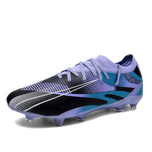 รองเท้าฟุตบอลเยาวชนรุ่นใหม่ล่าสุด ตัดเย็บด้วยความแม่นยำไร้รอยต่อ พร้อมปุ่มสตั๊ดแบบยาวสองชั้น สำหรับฝึกซ้อมและแข่งขัน - Product Image 4