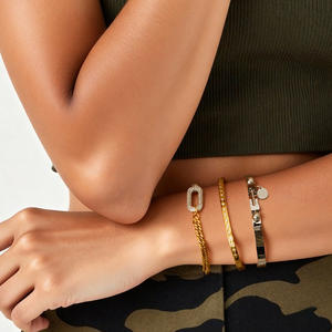 YF3678 新デザイン 18Kゴールドメッキ ステンレススチール ツートン スプライシングチェーン オーバル フルジルコン チャーム レディースブレスレット YF3678 - Product Image 2