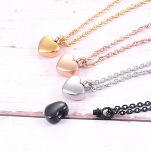 Collar con urna de cremación en forma de corazón pequeño, colgante conmemorativo de acero inoxidable para cenizas, joyería de recuerdo para mujeres y niñas - Product Image 2