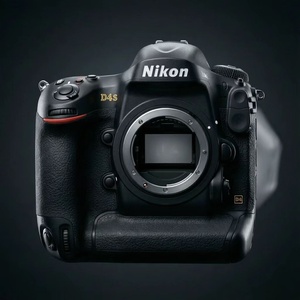 กล้อง Nikon <span class=keywords><strong>D4S</strong></span> มือสองขายส่ง ระดับมืออาชีพ ความละเอียด 16.2MP ถ่ายภาพวิดีโอได้ 11fps ระบบติดตาม ISO 409600 ฟูลเฟรม ปรับปรุงใหม่ เหมาะสำหรับกีฬาและการถ่ายภาพแอคชั่น - Product Image 1