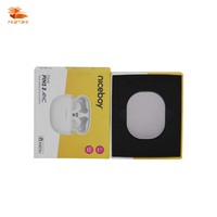Coffrets cadeaux électroniques en carton avec couverture ciel et terre conçus sur mesure Impression gaufrée UV avantage pour l'emballage des écouteurs