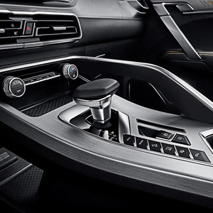 SUV essence 5 places d'occasion avec fonctionnalités high-tech fabriqué par Geely - Product Image 5