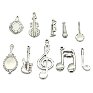 Anno Jewelry Stainless Steel Oval Pendant With Loop For DIY Jewelry Making 20mm X 15mm Ornate Frame Design - Product Image 5