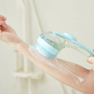 Brosse de bain ergonomique en silicone souple pour animaux de compagnie avec trou de suspension et peigne anti-poils pour la toilettage et le nettoyage des chiens - Vente en gros - Product Image 3