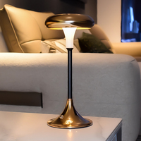 Le salon portatif moderne de restaurant de gradation a mené les lumières de pièce de lampe de table sans fil intelligentes