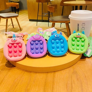 Hecion monstruo genuino 4 colores Popet llavero creativo llavero PVC lindo dinosaurio llavero - Product Image 2