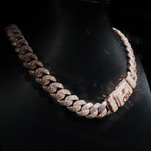 Cadena Cubana Personalizada en Oro Rosa con Incrustaciones de Diamantes Moissanite, Joyería Hip Hop para Hombres y Mujeres - Product Image 3