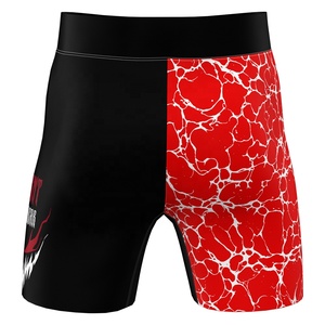 Shorts MMA pour hommes Decent Fight Wear, rouge et noir, impression par sublimation, évacuation de l'humidité, coupe athlétique - Product Image 3