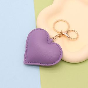 Bán Buôn Tùy Chỉnh Da Hình Trái Tim <span class=keywords><strong>Keychain</strong></span> Vàng Kim Loại Thời Trang Tình Yêu Trái Tim Da <span class=keywords><strong>Keychain</strong></span> Túi Quyến Rũ Phụ Kiện Xe Hơi Cho Phụ Nữ - Product Image 2