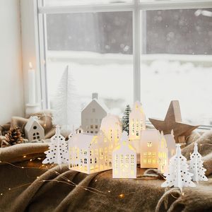 Pequeña Lámpara de Viento Metálica Estilo Jardín, Portavelas Navideño para Decoración del Hogar y la Casa, Artículos Festivos para las Fiestas - Product Image 4