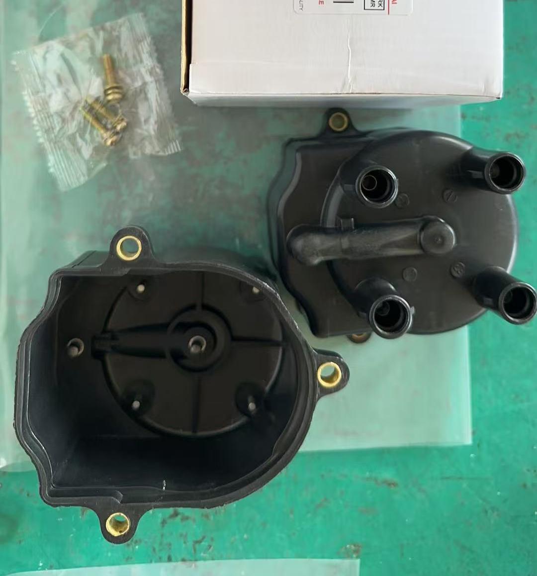 New RTYPER High Quality Distributor Cap for Ignition for Toyota OE 19101-11300 V70700027 1910111300