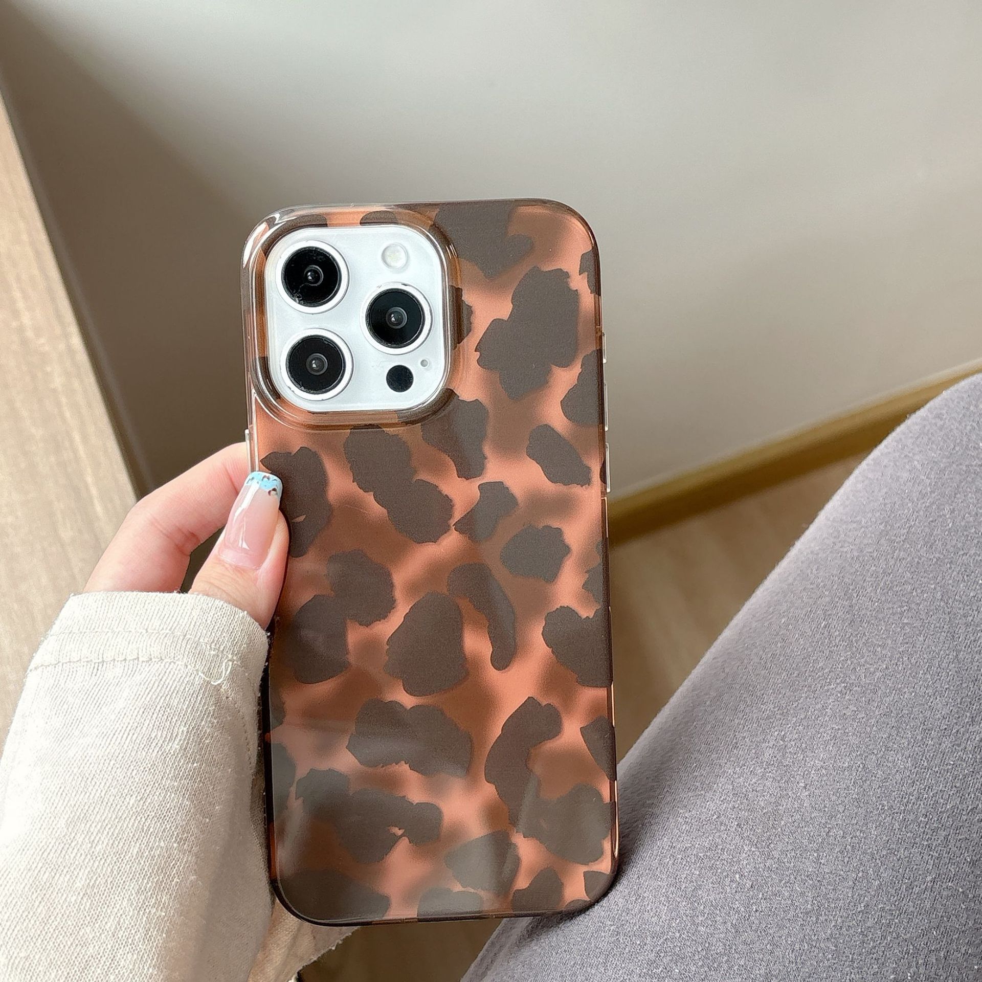 Brown leopard print