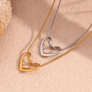 Collar con Colgante de Corazón de Moda, Collar de Acero Inoxidable, Joyería Personalizada para Mujer - Product Image 3